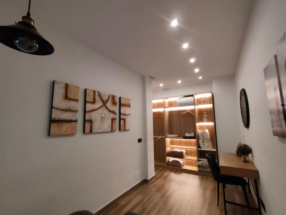 Budha Luxury Apartment Centro Historico De Málaga Exterior foto