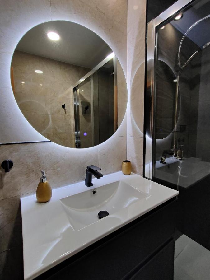 Budha Luxury Apartment Centro Historico De Málaga Exterior foto